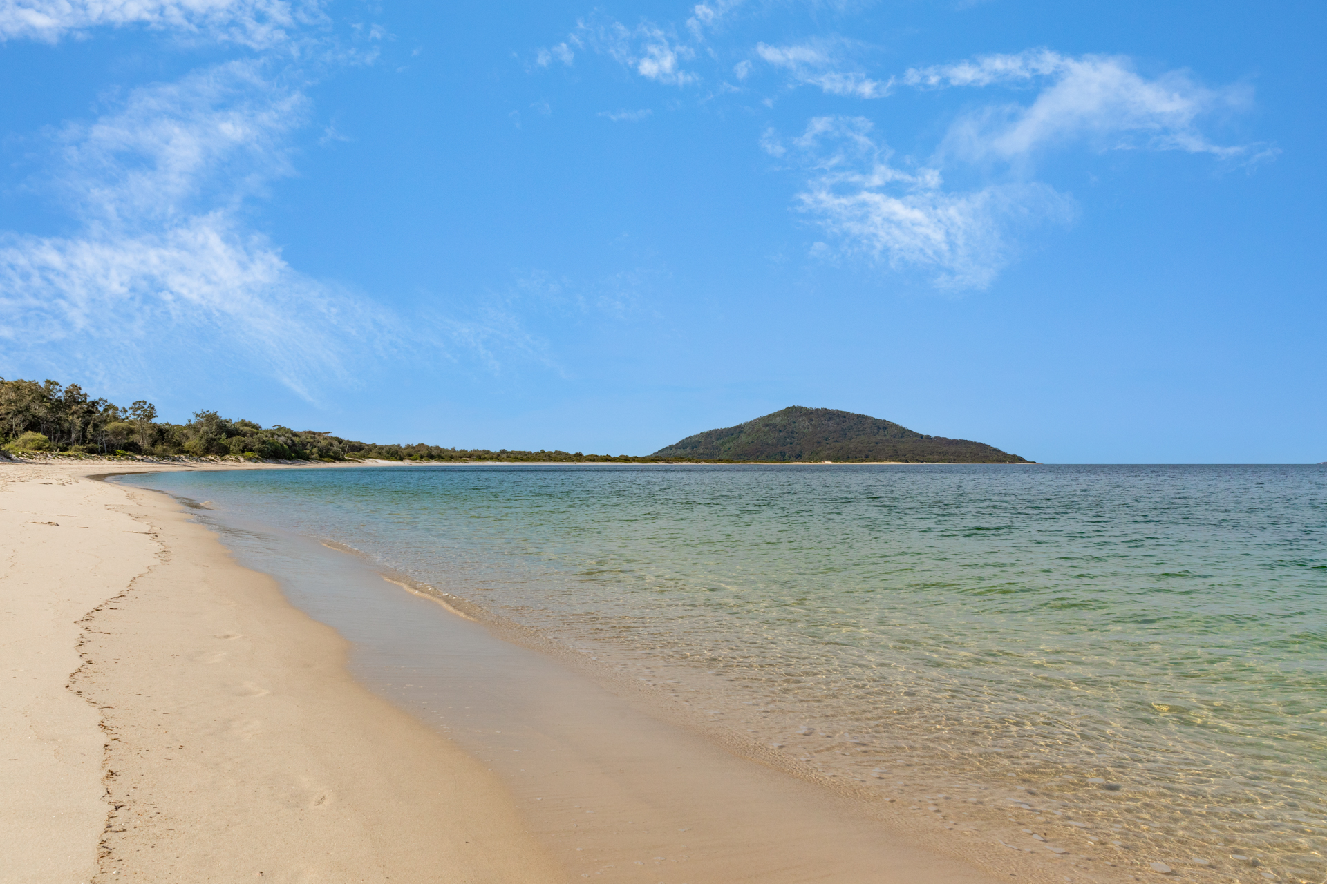 Bennetts Beach and Yacaaba headland